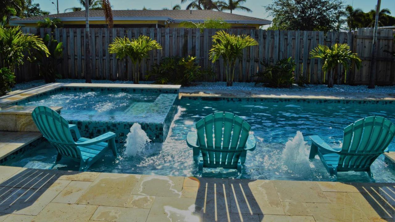 Private Heated Pool Resort Style Home Minutes From the Beach - photo 13