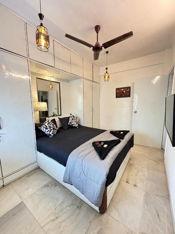 Ivy Aristo Private 1 Bhk in heart of Lokhandwala Andheri