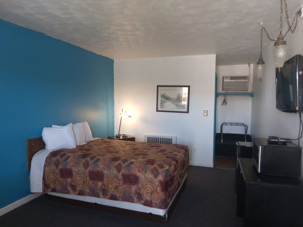 Capri Motel - photo 38