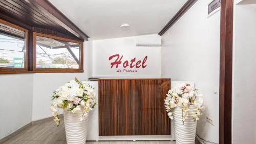 Hotel La Platouri — Voluntari