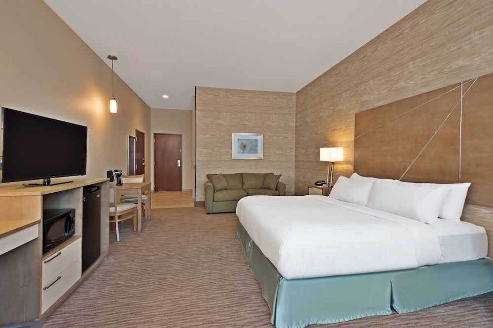 Holiday Inn Express & Suites New Cumberland by IHG - photo 13