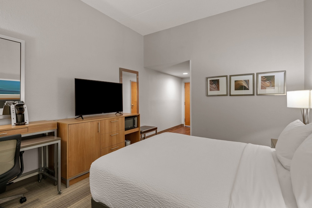 Holiday Inn Express Hershey Harrisburg Area by IHG - photo 13
