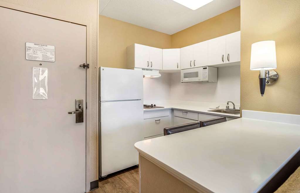 Extended Stay America Select Suites Chicago Vernon Hills Lin - photo 31