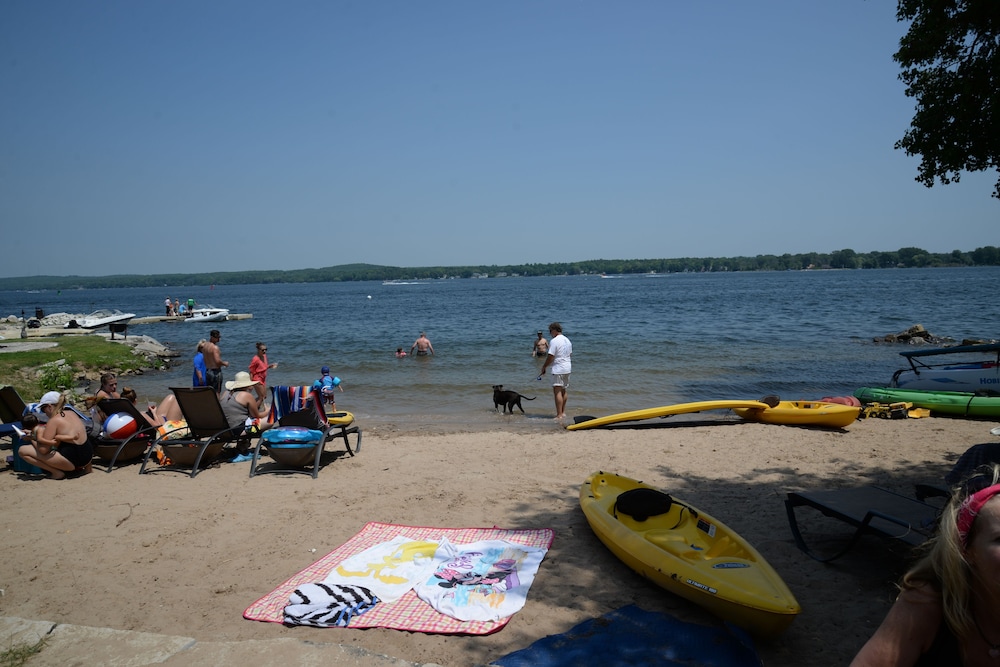 Beach Harbor Resort - photo 92