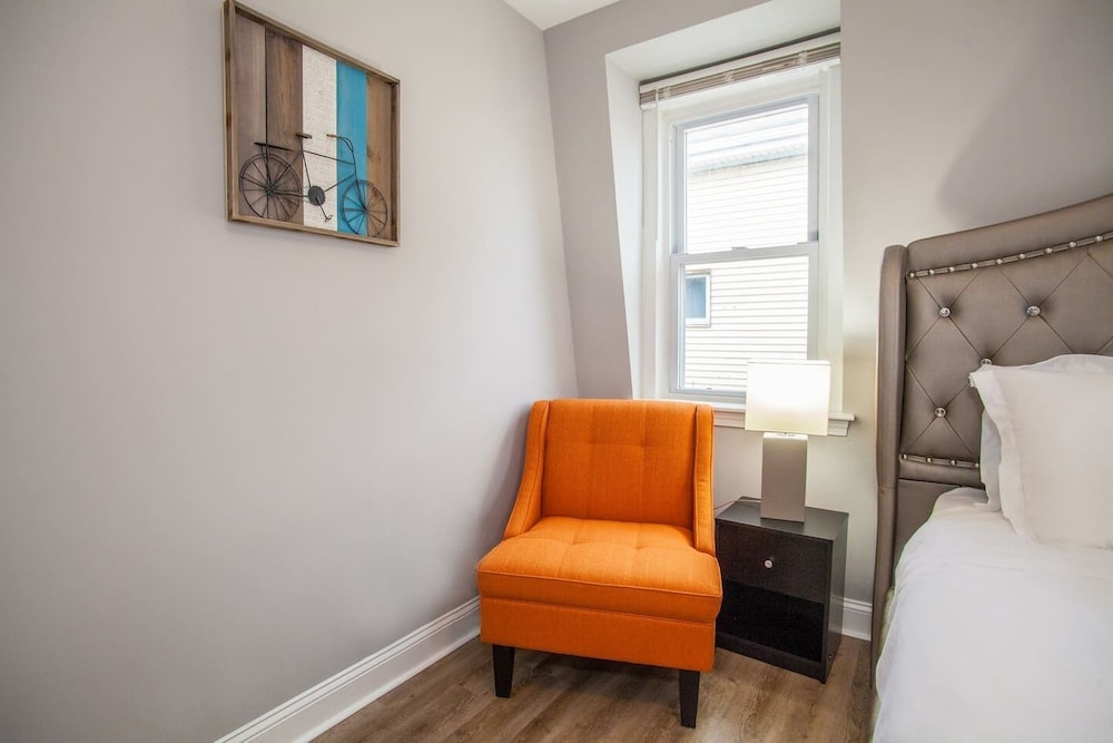 Luxe 4BR 3 Bath North End & Faneuil Hall - photo 4