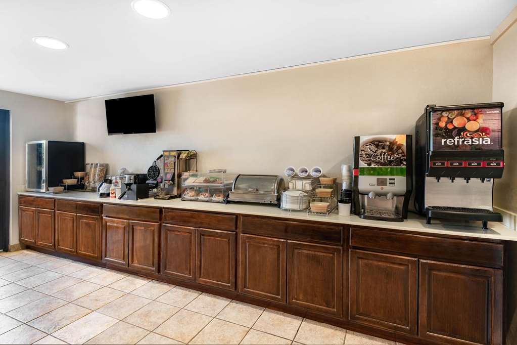 Baymont by Wyndham Farmington - photo 27