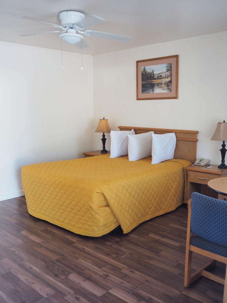 Wild Rivers Motor Lodge - photo 4