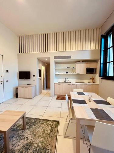 Residenza Frattini — 4-Star Luxury Hotel in Mantova, Italy
