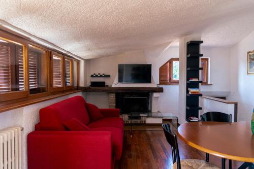 Un balcone su Spello by Ospitaci — 4-Star Luxury Hotel in Spello, Italy