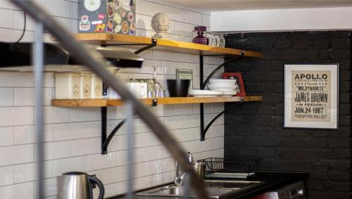 Tbilisi Heart Funky 1BR Apt By Wehost