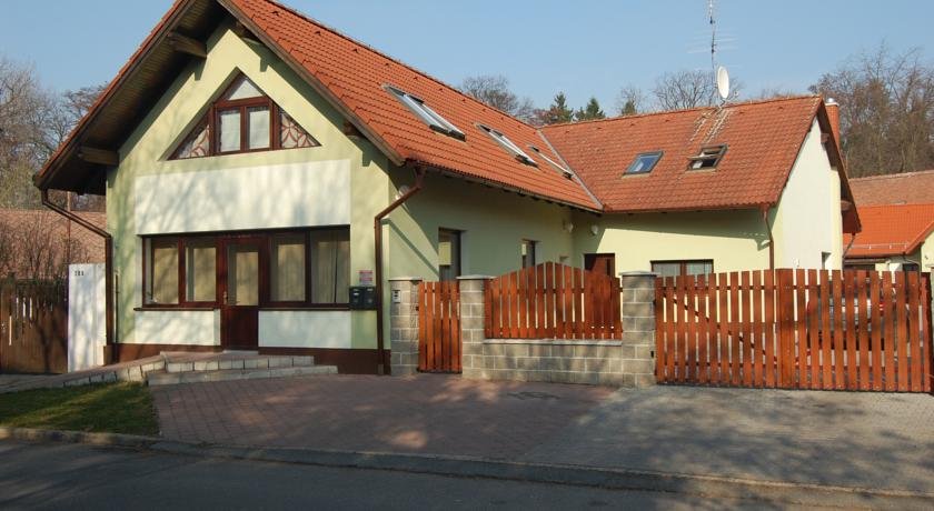 Apartmany U Stareho Labe — 4-Star Luxury Hotel in Nymburk, Czech Republic