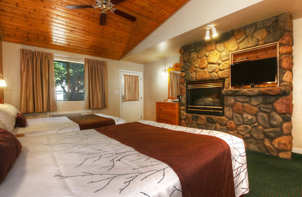 Majestic Mountain Inn - photo 8