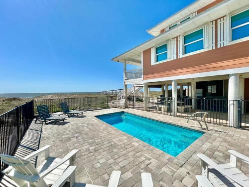 Sea Vous Play 3BR Private Pool Beachfront — hotel in Eastpoint