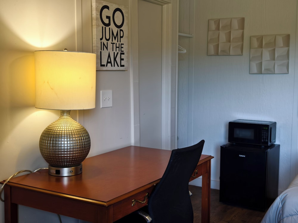 Lake Hudson Inn - photo 6