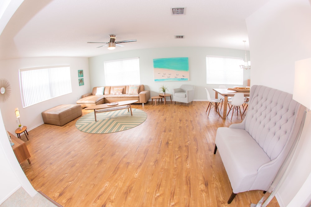 St Pete Beach Suites - photo 57