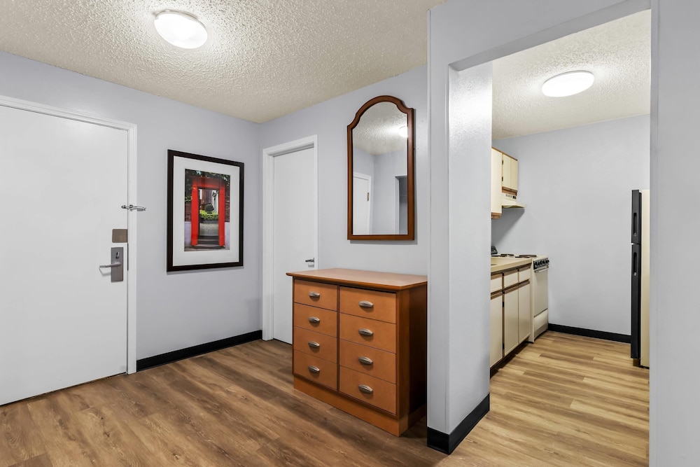 Suburban Studios Brentwood Nashville - photo 21