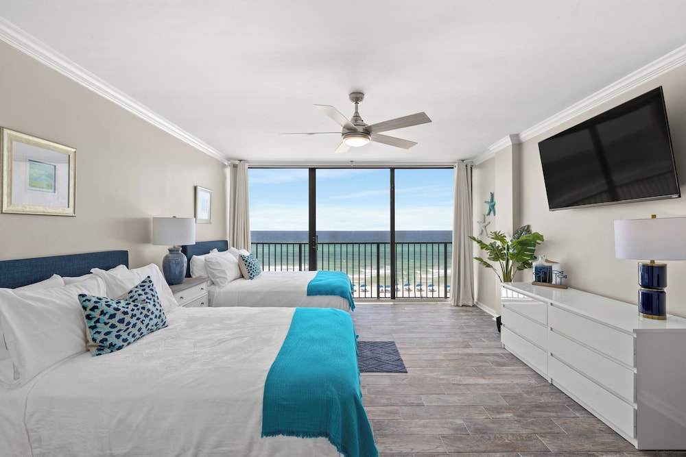 Sandpiper Beacon Beach Resort - photo 42