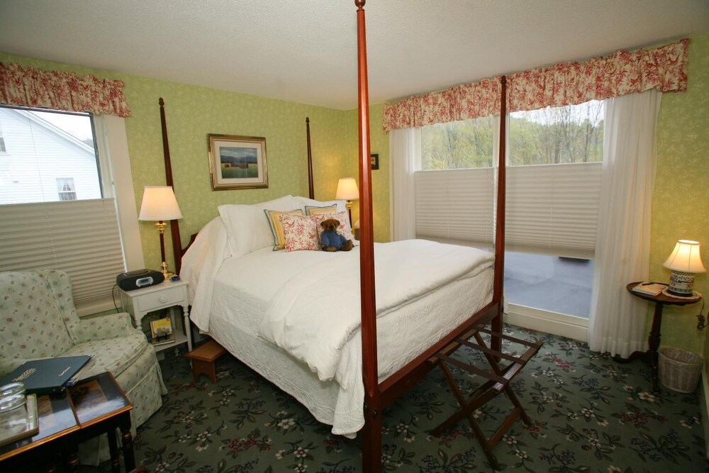 Three Mountain Inn - photo 7