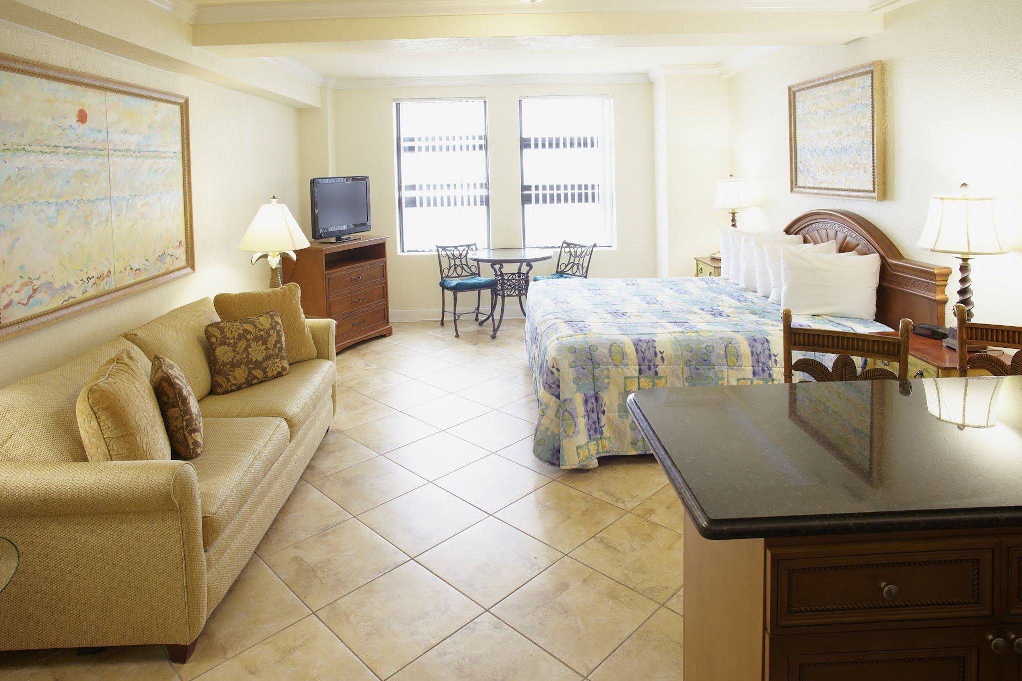 The Hollywood Beach Resort by RevMBE Consulting - photo 32