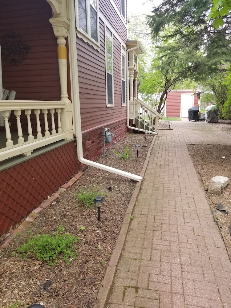 Historic Victorian Inn - photo 43