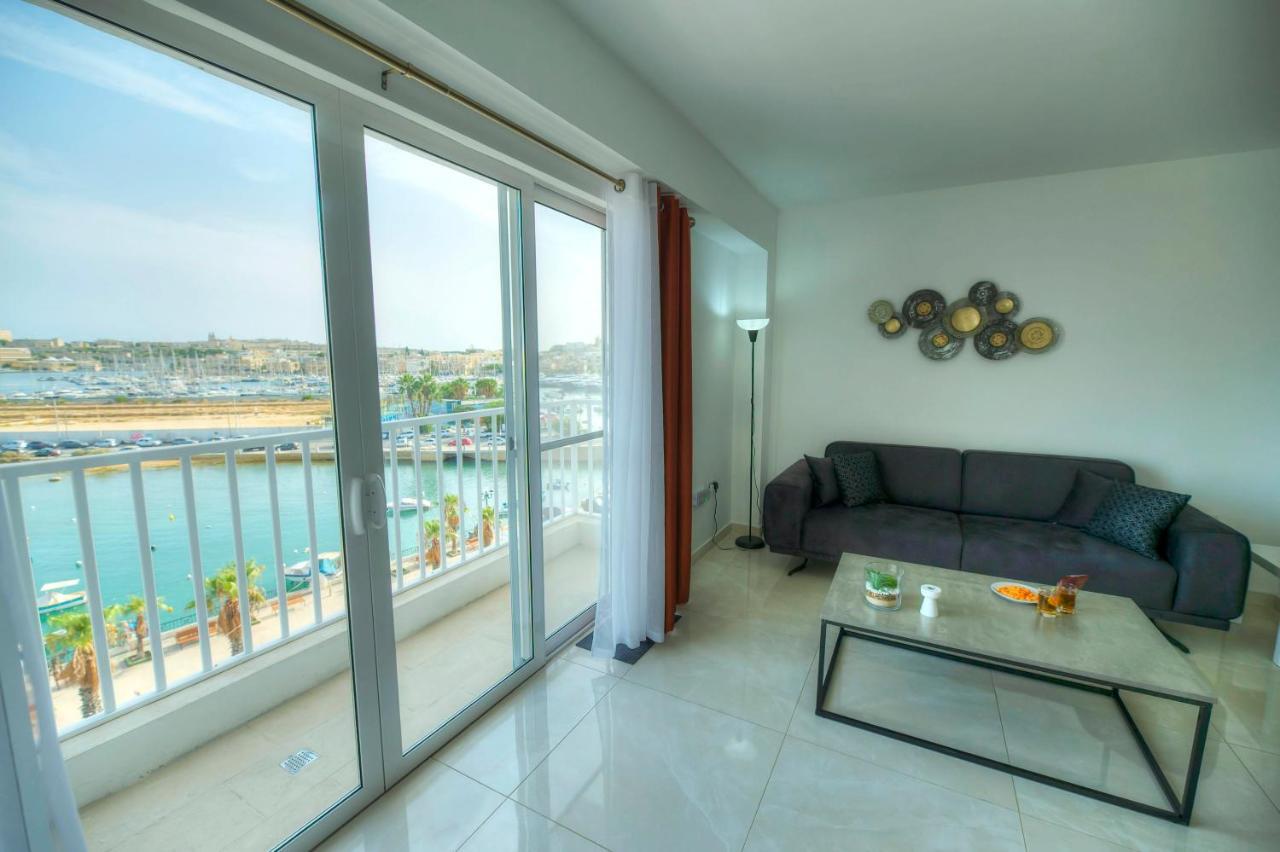 Bright & modern 2bedrooms with sea views GOGZR 2 — 4-Star Luxury Hotel in Gzira, Malta