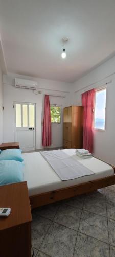 Sunset Boulevard Rooms in Unknown City, Albania