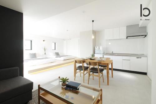 b hotel Heiwaodori 901 New Apt in Famous Hiroshima Dori For 6p in Hiroshima, Japan