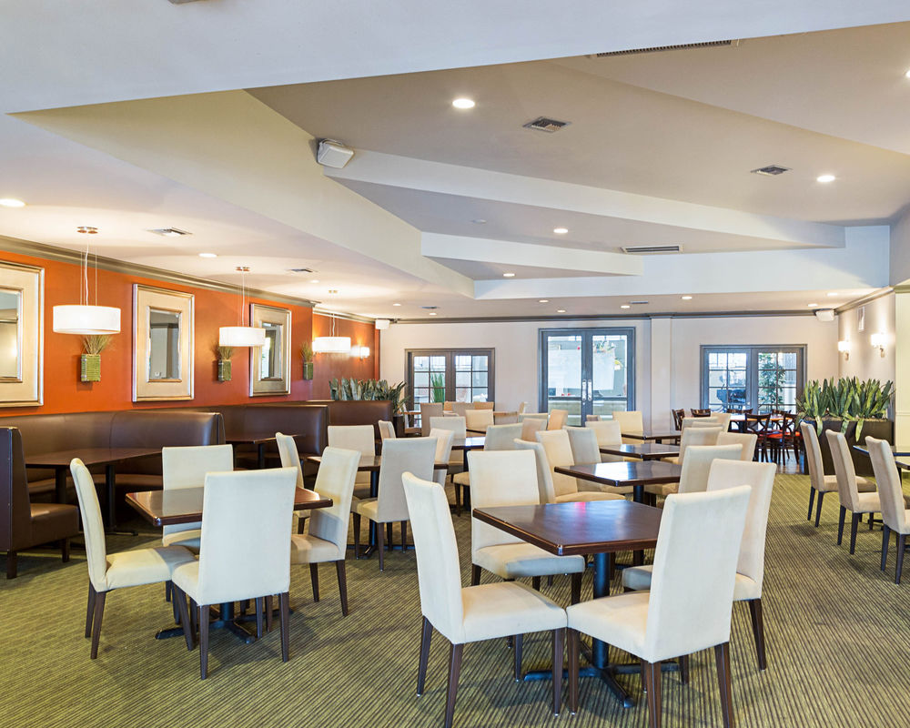 Clarion Inn & Suites Conference Center - photo 9