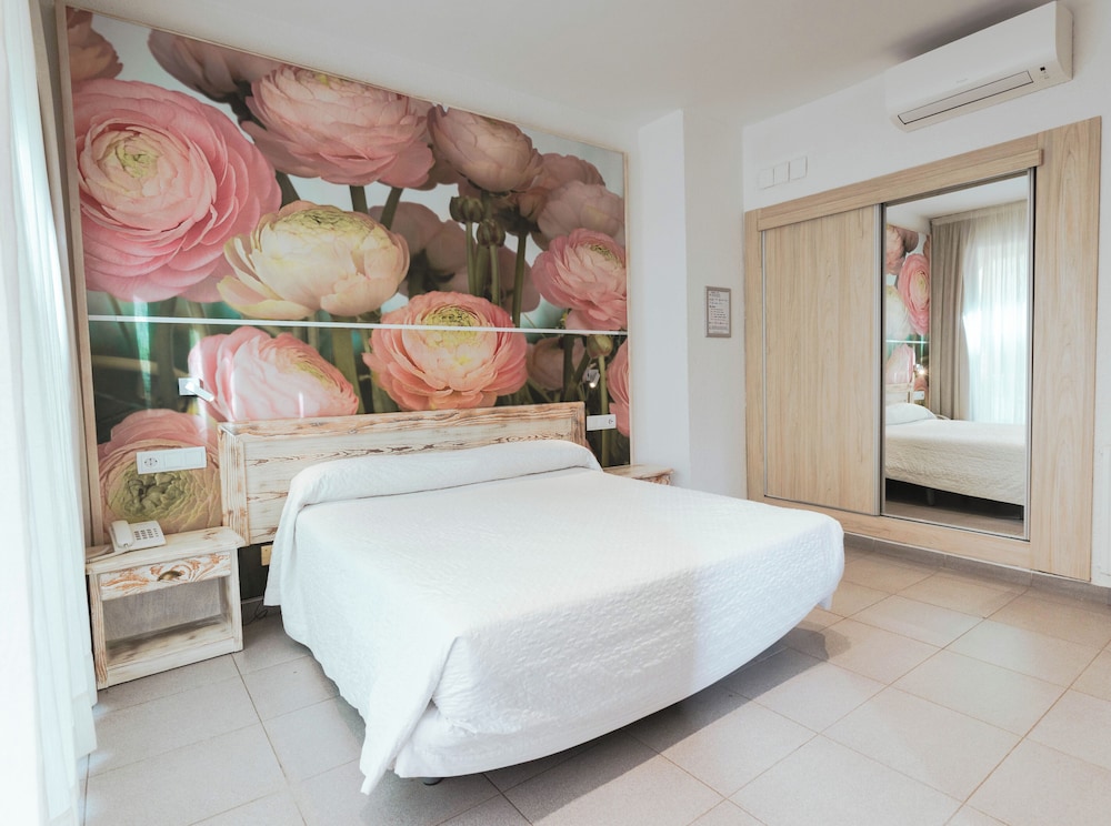 Hotel S Agoita in Castell-Platja D'aro, Spain