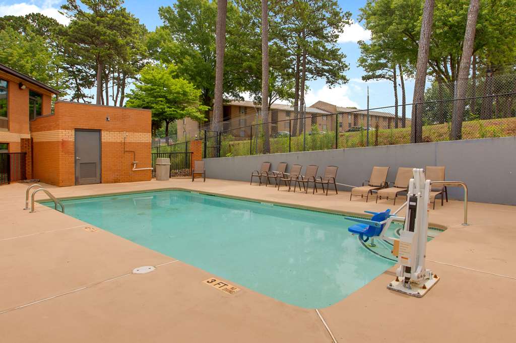 Clarion Pointe Atlanta Airport College Park - photo 20