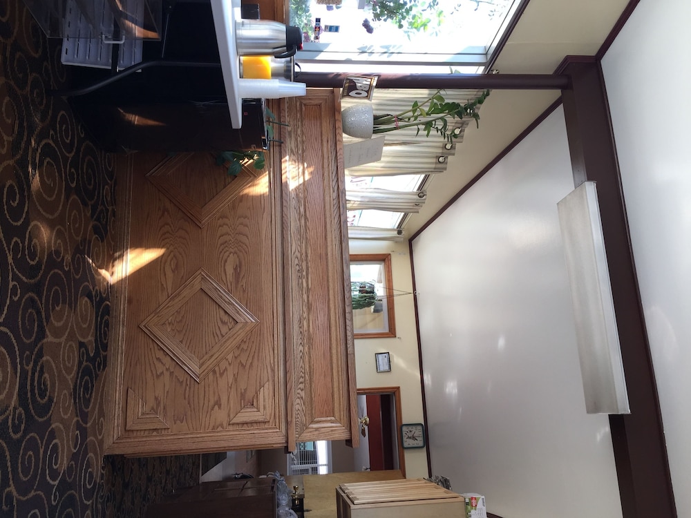 Elko Motel - photo 19