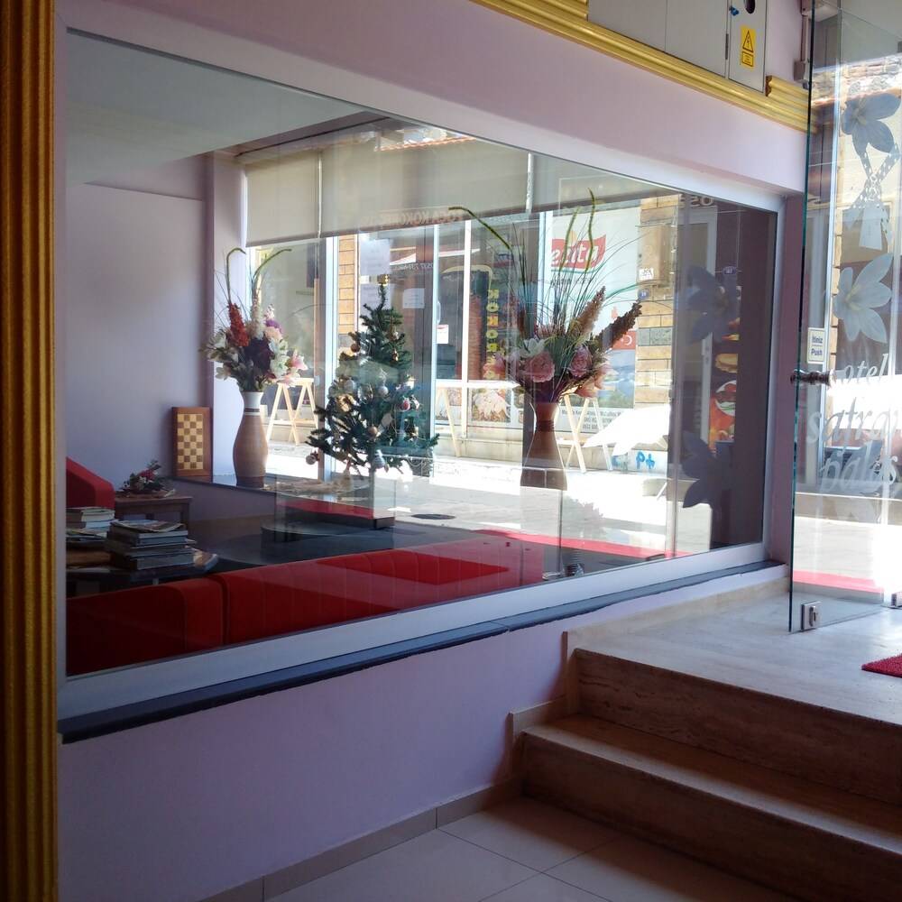 Otel Safran Palas in Foca, Turkey