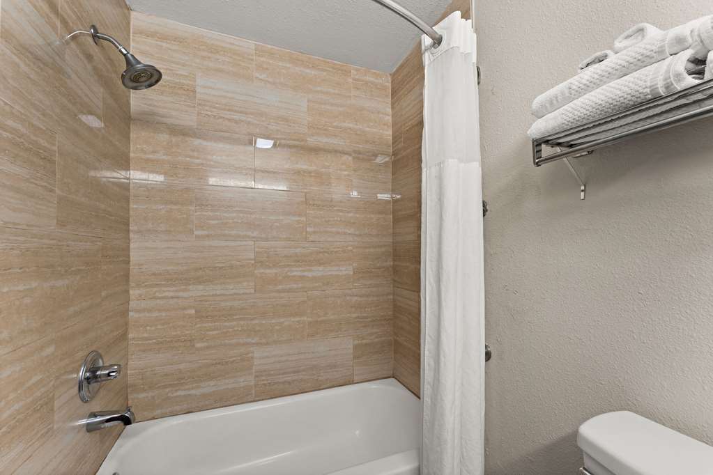 Quality Inn Sandersville - photo 8