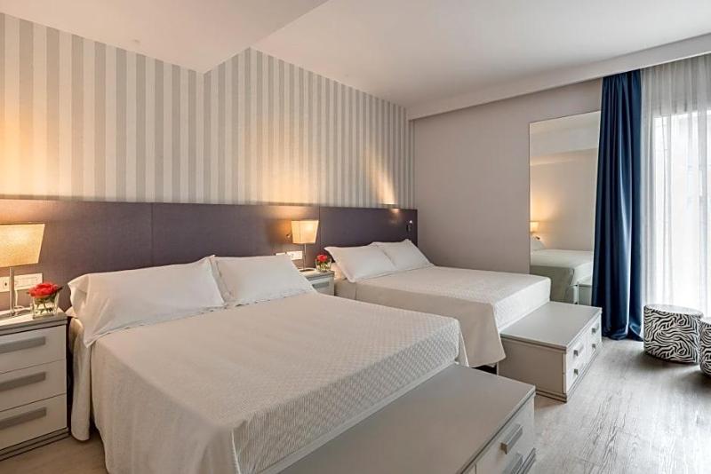Hotel Fedora Riccione — hotel in Riccione