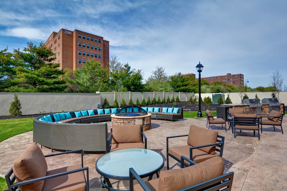 Courtyard by Marriott Long Island Islip Courthouse Complex - photo 31