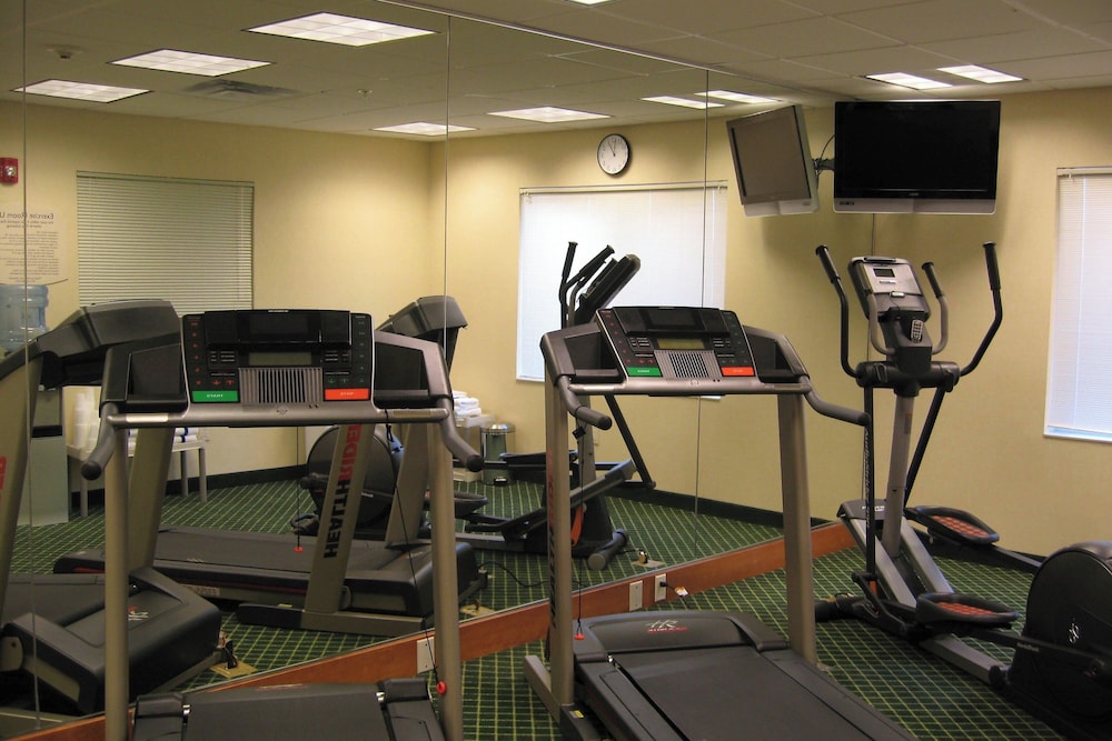 Fairfield Inn & Suites by Marriott Ames - photo 14