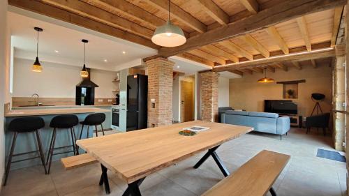 Les Ecrins de Mounet - last minute hotel in Unknown City