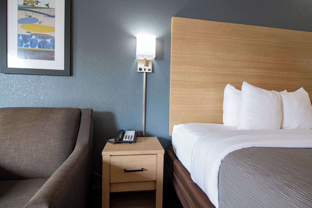 Quality Inn Monroe - photo 10