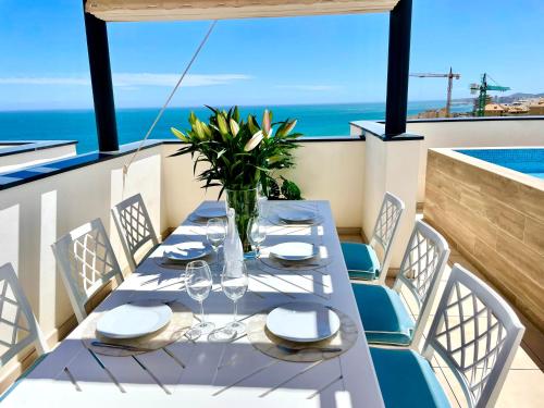 Magnificent 3 Bedroom Penthouse — 4-Star Luxury Hotel in Fuengirola, Spain