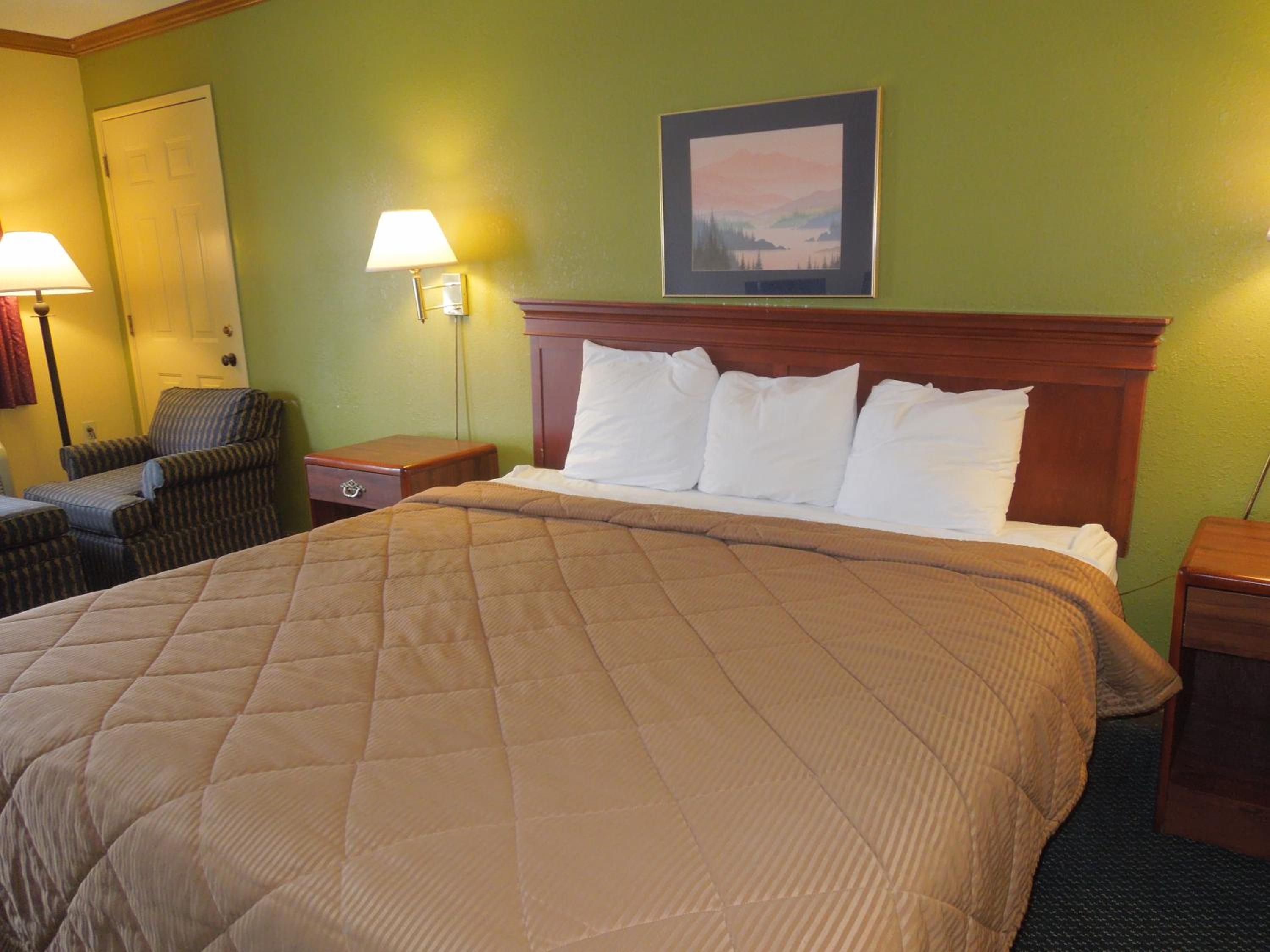 Americas Best Value Inn Maumee Toledo - photo 14