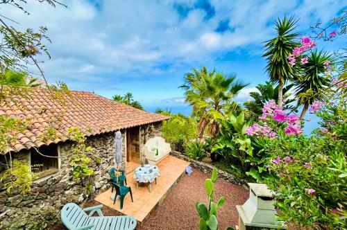 Finca Tenerife Traumblick Tropischer Garten Viel Platz & Ruhe in Icod De Los Vinos, Spain