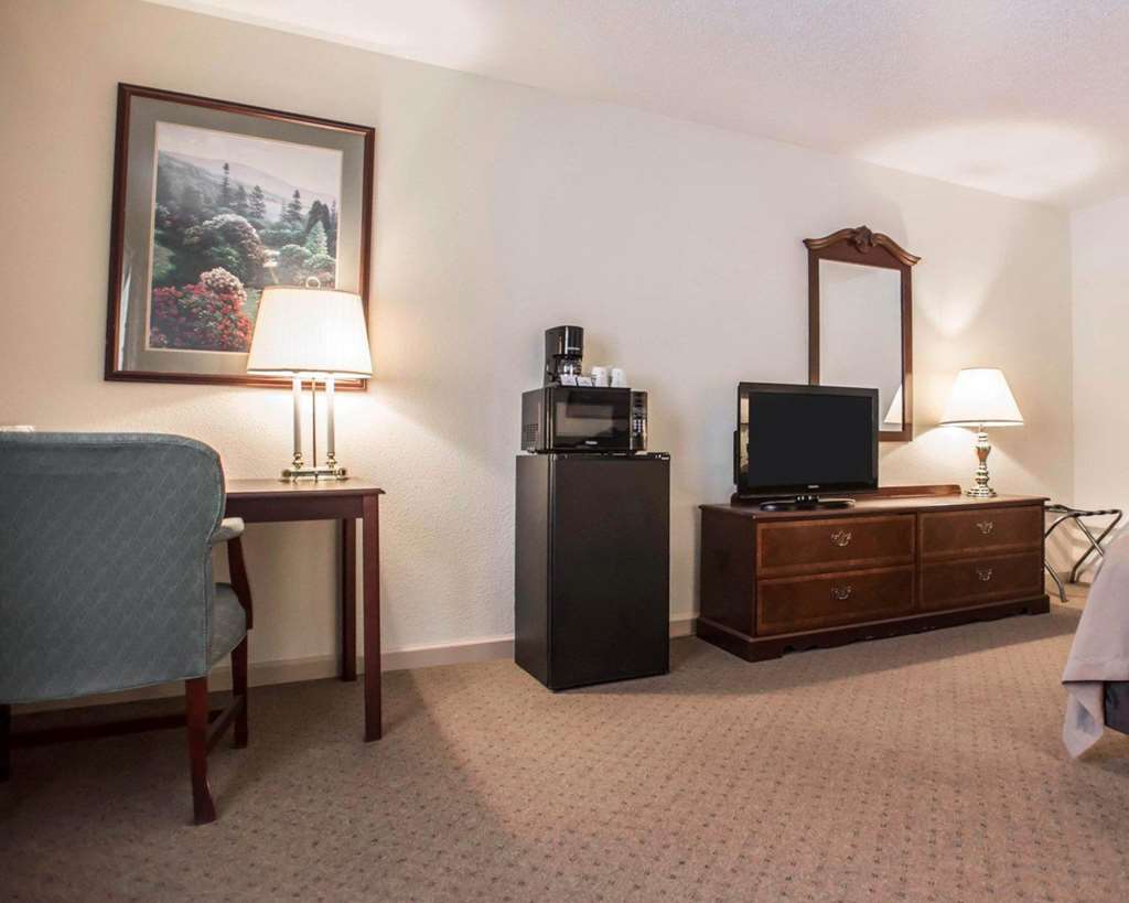 Quality Inn New Columbia Lewisburg - photo 10