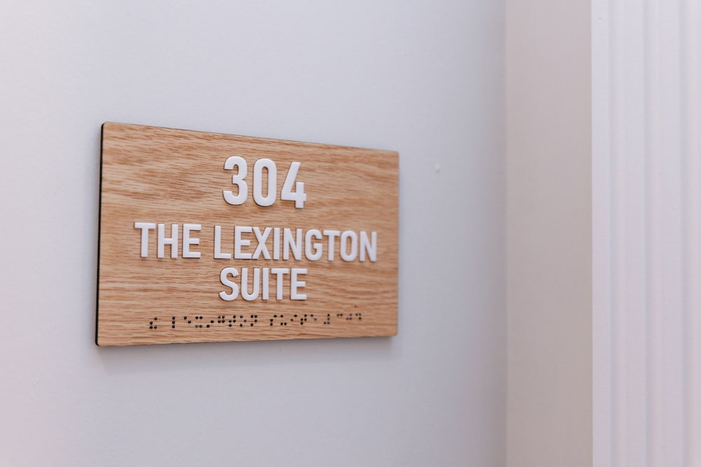 The Bell Inn - photo 20