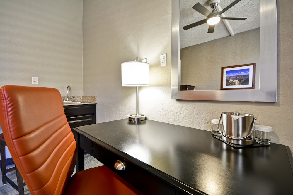 DoubleTree by Hilton Phoenix North - photo 6