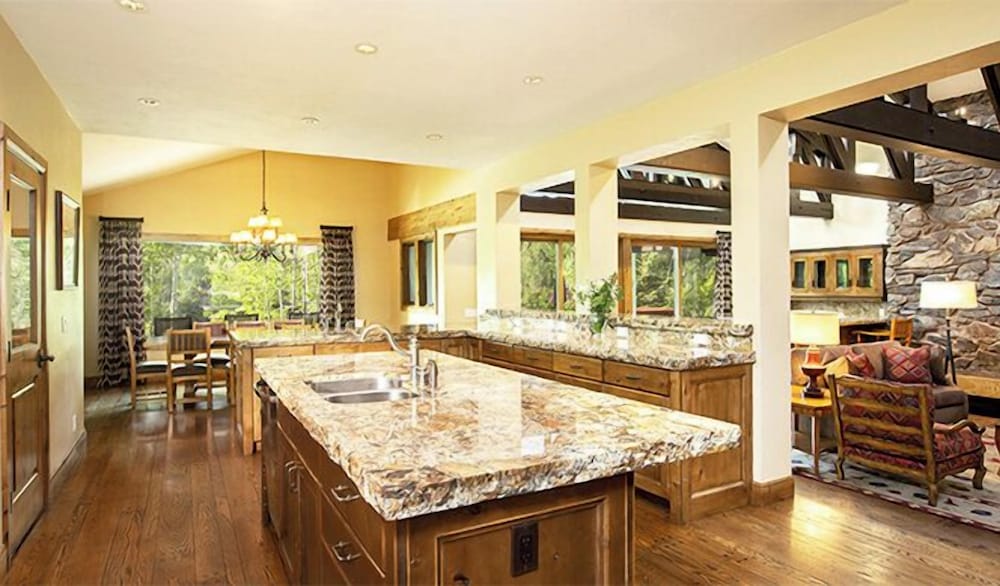 Sun Valley Inn - photo 45