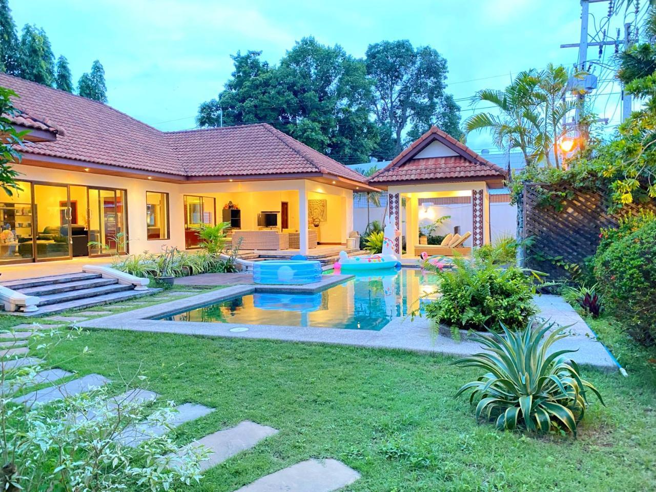 Sunny1 villa — 4-Star Luxury Hotel in Pattaya, Thailand