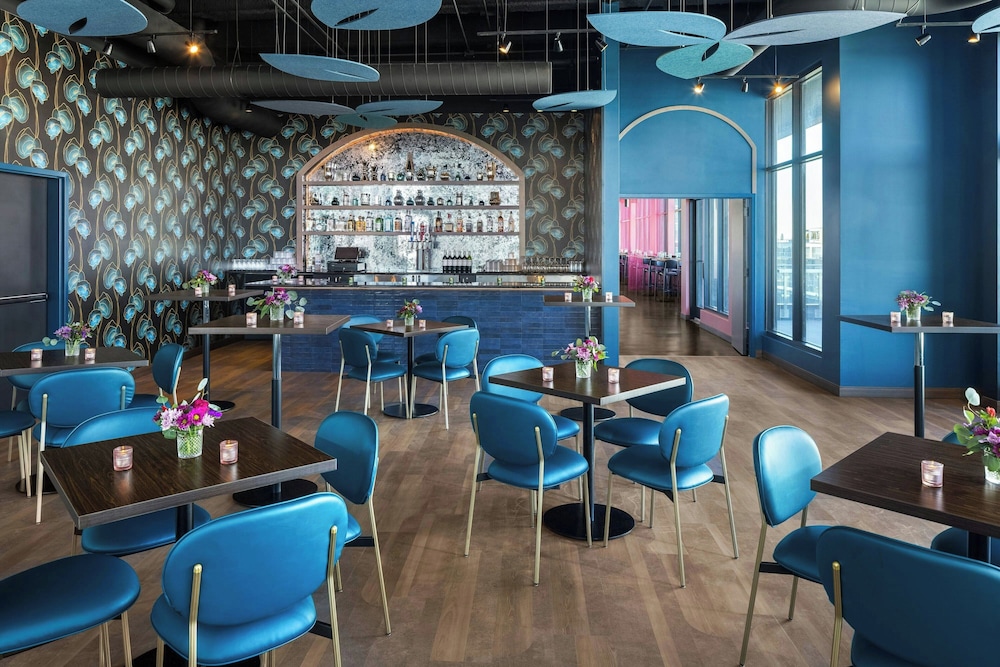 Moxy Madison Downtown - photo 7