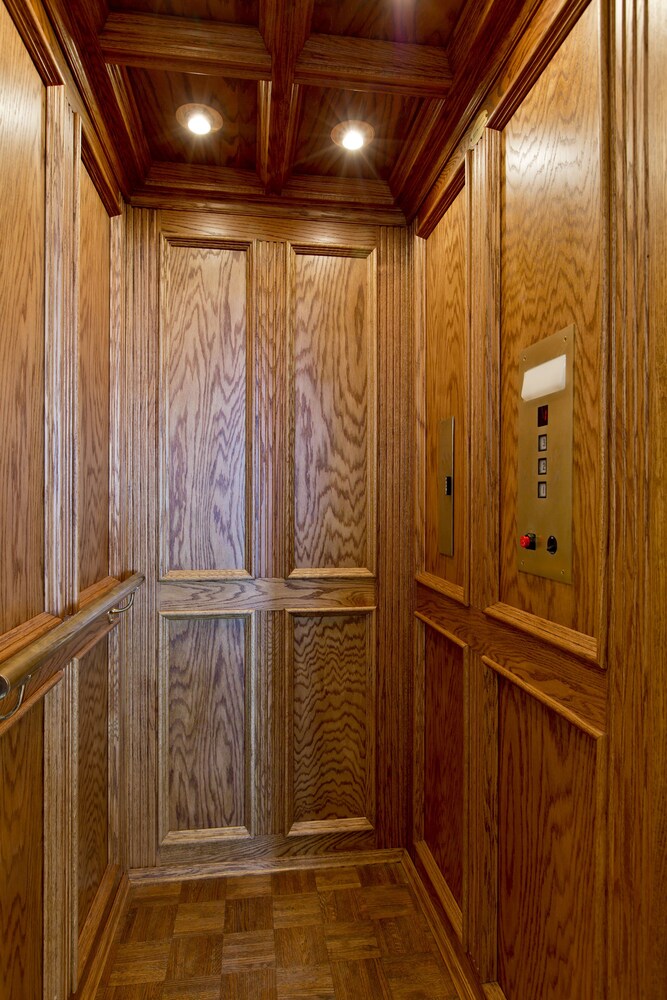 Double Dog Inn - photo 12