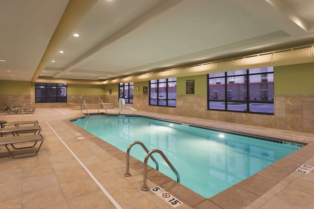 Homewood Suites by Hilton West Des Moines SW Mall Area - photo 18