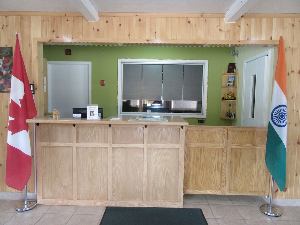 The Village Inn Motel — Elliot Lake — photo 2